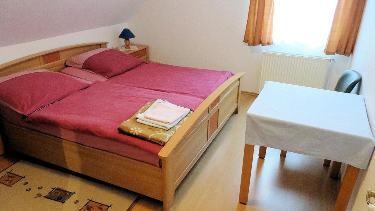 Charmantes Apartment In Mittelfeld Hannover Ngoại thất bức ảnh